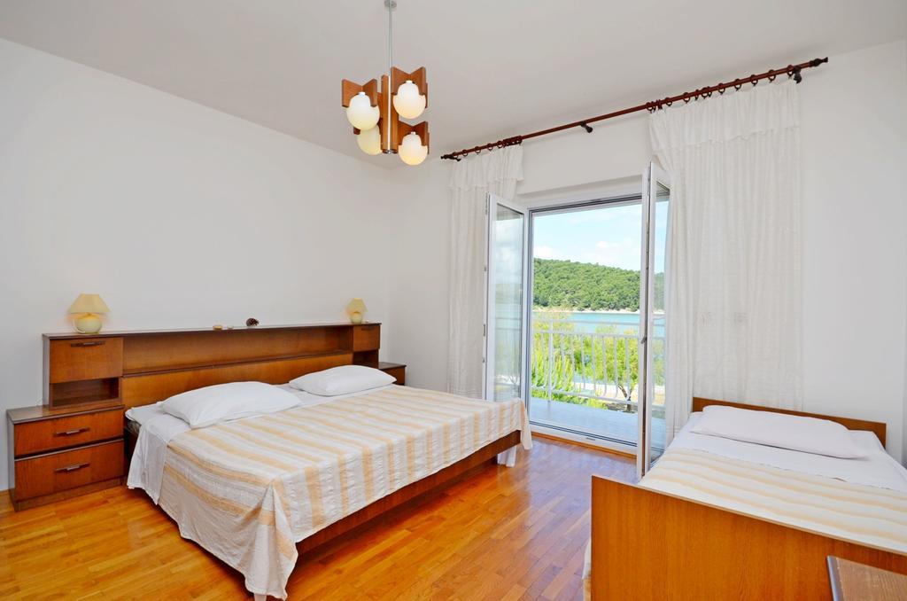 Apartments Vila Punta Jadrtovac Екстериор снимка