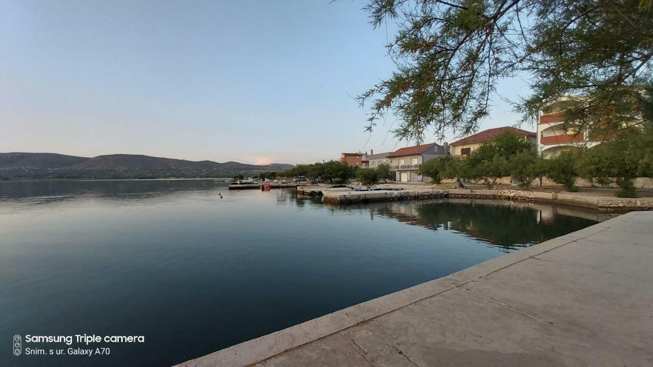 Apartments Vila Punta Jadrtovac Екстериор снимка